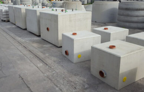 fundamente 3 Einzelfundamente mit Leitungsdurchführungen